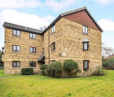 1 bedroom ground floor flat to rent - Photo 2