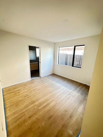 Brand New 5-Bedroom Home in Blockhouse Bay - Photo 3