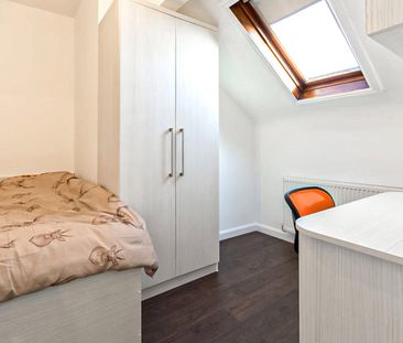 Apt 7, 4 Darnley Road - Photo 3