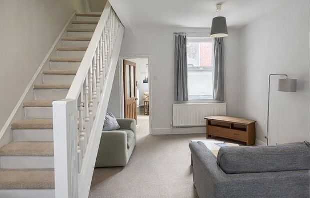 2 bedroom house to rent Tomkinson Street, Chester, CH2 - Photo 1