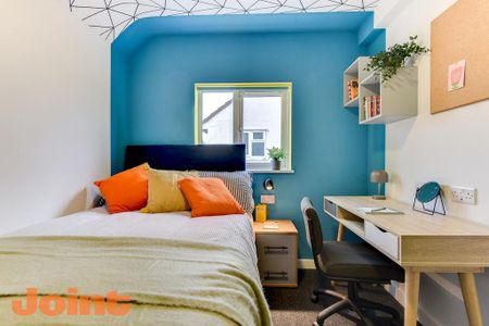 1 bedroom in a house share to rent - Photo 2