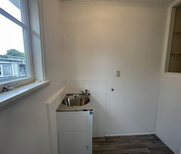 Fully Renovated 2 Beddy - Photo 1