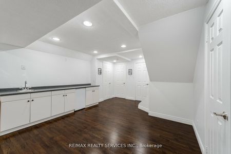 For Lease - 5749 Greensboro Drive, Mississauga, Ontario - Photo 4