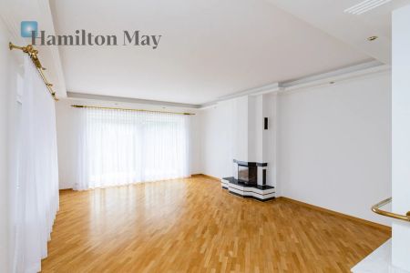 Przestronny dom do wynajęcia w starej części Wilanowa - Zdjęcie 2