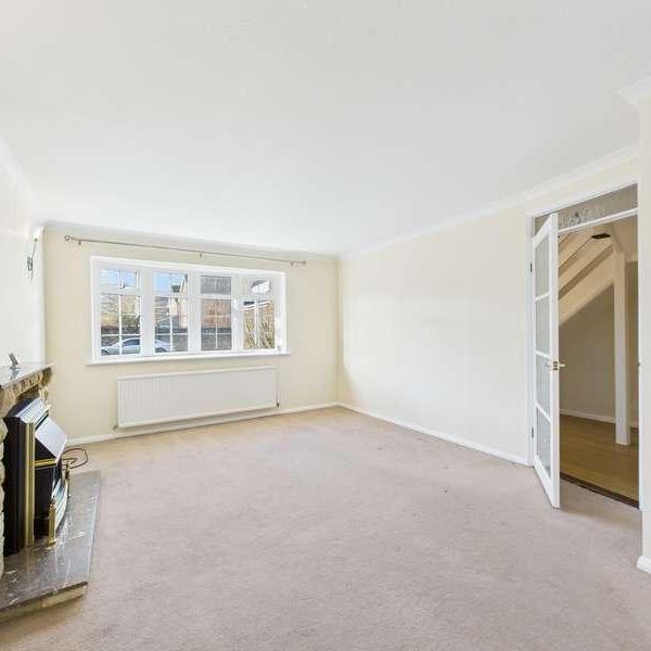 Ropley Close, Tadley, RG26 - Photo 1