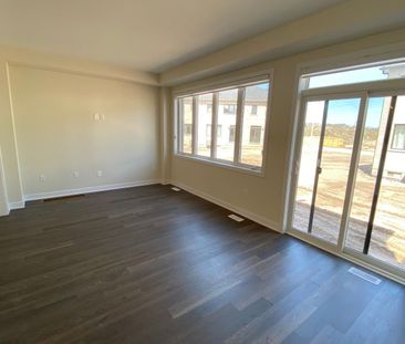 For Lease - 28 Rudder Road, Welland, Ontario - Photo 6