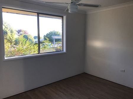 Two bedroom renovated unit a stone throw from the CBD - Photo 5