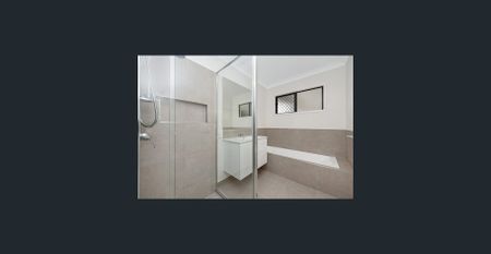 Neat & Low-Maintenance Duplex in a Quiet Mount Louisa Court! - Photo 5