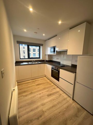 2 bedroom flat to rent - Photo 4