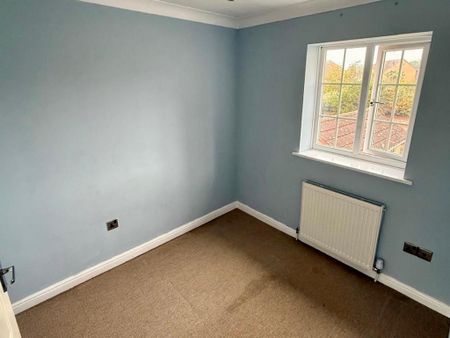 3 bedroom detached house to rent - Photo 2