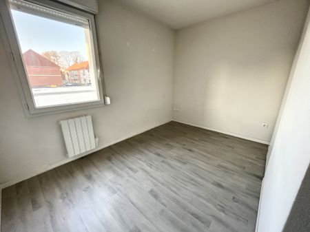 Location Appartement 4 pièces 115m² ABBEVILLE 80100 - Photo 4