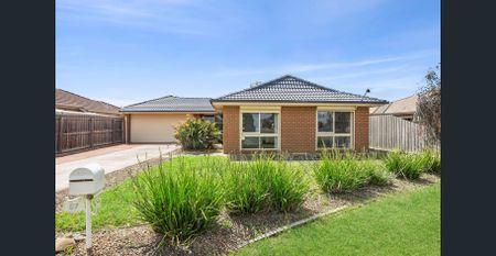 Bright, spacious 3 Bed Home in a Prime Lara Location - Photo 4