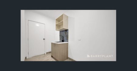 Spacious & Comfortable Home with Year-Round Comfort - Photo 4