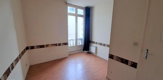 Location Appartement 2 pièces 43m² CHOLET 49300 - Photo 2
