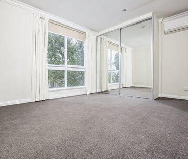 Spacious three bedroom plus study home! - Photo 4