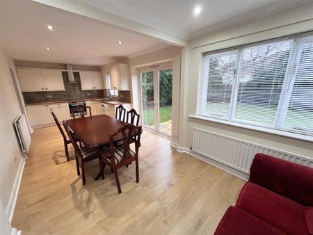 4 bedroom house to rent - Photo 3