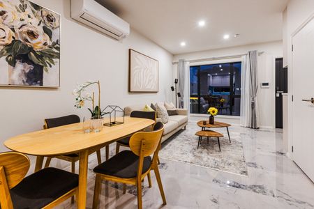 Modern Weymouth Living, 2 Bedrooms + Study - Photo 2