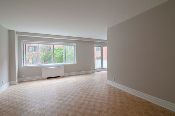 4555 Bonavista Avenue - Photo 1