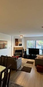 Vancouver Townhouse + patio fully furnished in Fairview Slopes - Photo 4