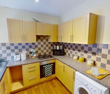 1 Church Grove, NG7 2FG, NOTTINGHAM - Photo 6