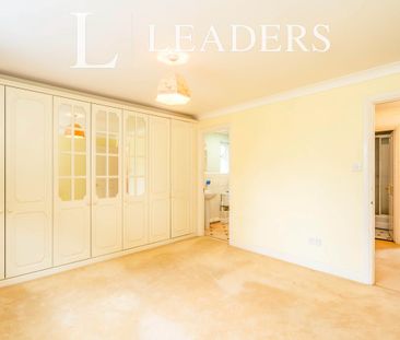 4 bedroom house to rent Bathurst Close, PO11 - Photo 5