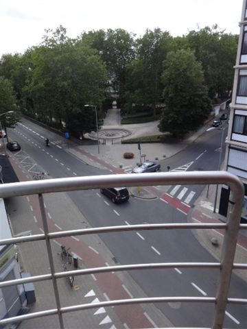 Appartement met prachtig zicht op park - Photo 2