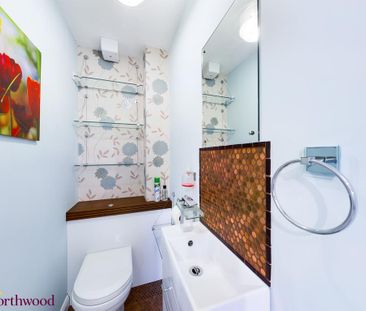 4 bedroom terraced house to rent - Photo 3