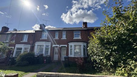 2 bedroom terraced house to rent - Photo 4