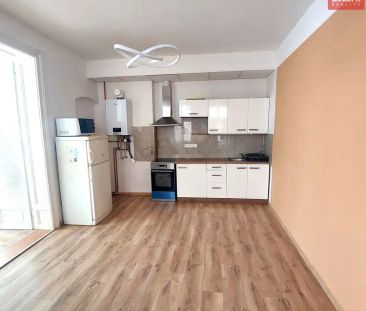 Nabízíme k pronájmu byt 1 + 1, nacházející se na rozhraní ulice Den... - Photo 4