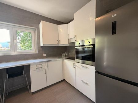 LUGANO | 92 m2 | 2.5 ARREDATO | ACCANTO A VILLA SASSA e OSPEDALE CI... - Foto 5