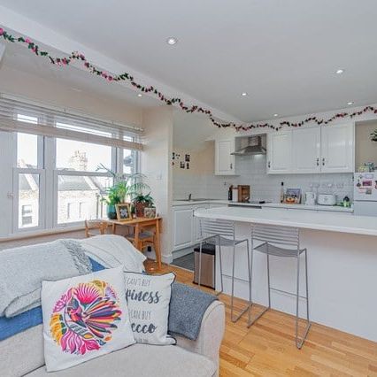 1 Bed Flat, Kilburn, NW6 - Photo 1