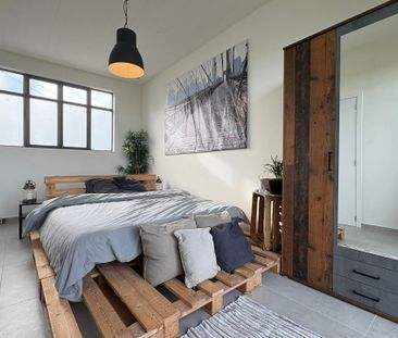 Prachtig en ruim appartement met uitzicht op Leiearm - Photo 2