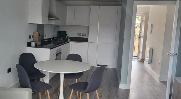 2 bedroom apartment to rent - Photo 1