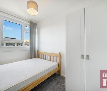 3 bedroom flat to rent - Photo 3