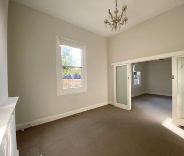 37 Henrietta Street, Hawthorn, Vic 3122 - Photo 2
