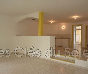 Location Appartement 2 pièces 59m² TOULON 83200 - Photo 3