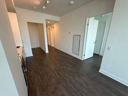 For Lease - 88 Queen Street Unit# 4715, Toronto, Ontario - Photo 5