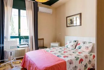 Calle de Rafael Salgado, Madrid, Community of Madrid 28036