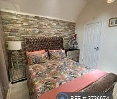 4 bedroom detached house to rent - Photo 6