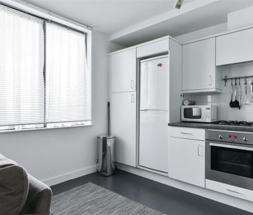 1 bedroom apartment to rent - Photo 5