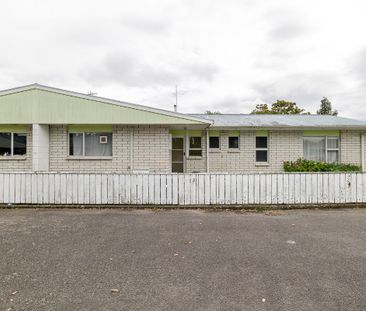 4 Bedroom Classic on Seddon St ! - Photo 5