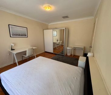 Campbelltown - Photo 4