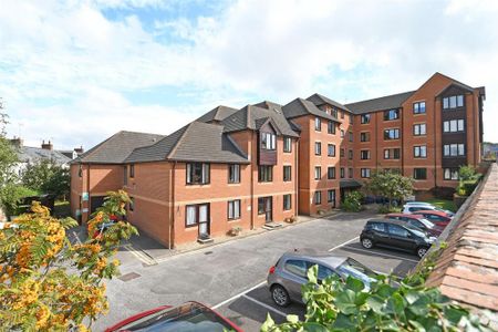 2 bedroom flat to rent - Photo 3