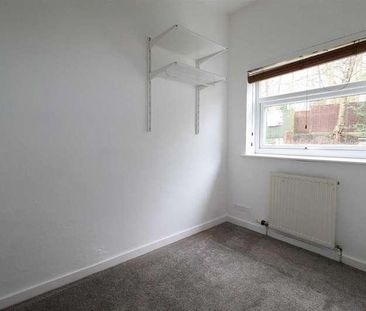 London Road, Macclesfield, Cheshire, SK11 - Photo 3