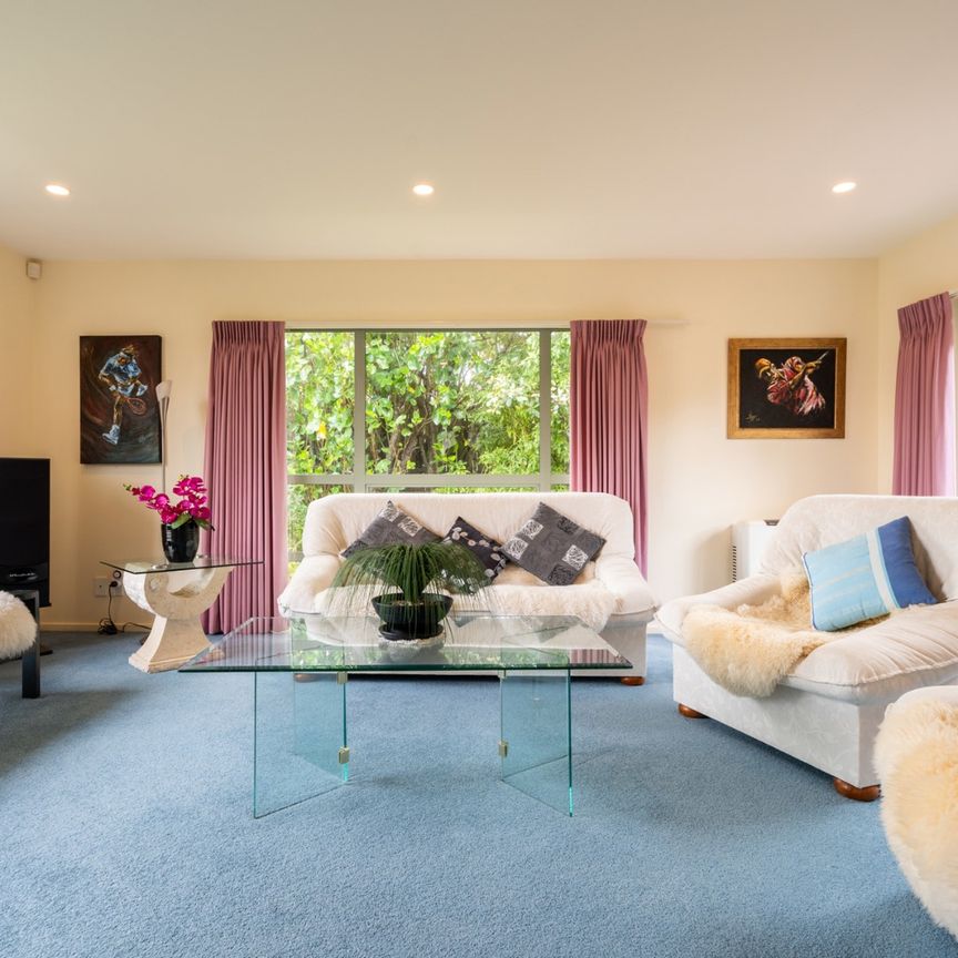 6 Gresford Place, Churton Park - Photo 1