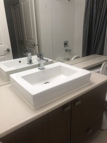 $1,750 / 1br – 700ft2 – Spacious one-bedroom and a den for rent in Langley (QH30) - Photo 4