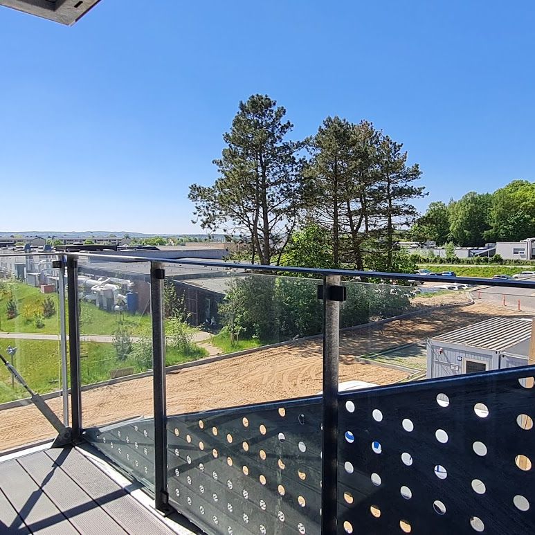 Skøn lejlighed med altan, tæt på smuk natur - Foto 1