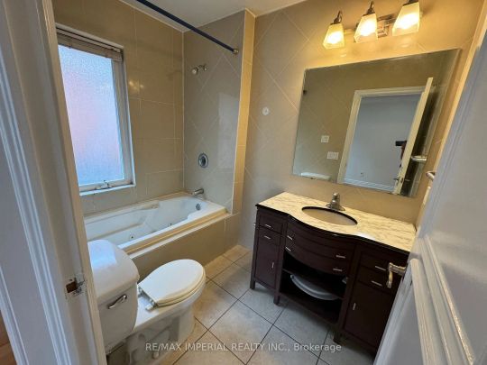 Detached Home For Lease | N9250381 - Photo 1