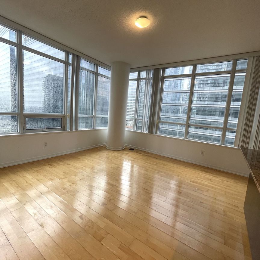 For Lease - 65 Bremner Boulevard Unit# 1905, Toronto, Ontario - Photo 1