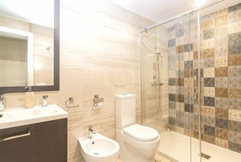 Barcelona, Catalonia 08870